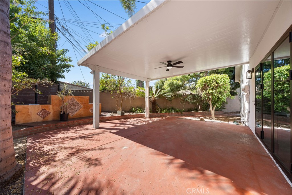 21011 La Salle Avenue