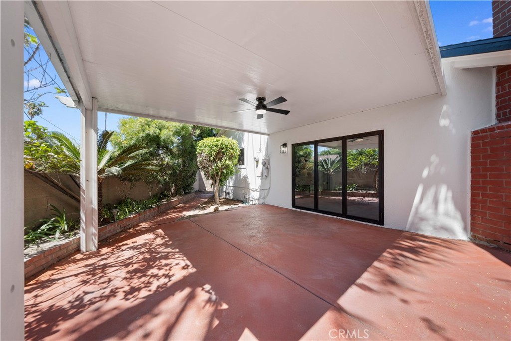 21011 La Salle Avenue