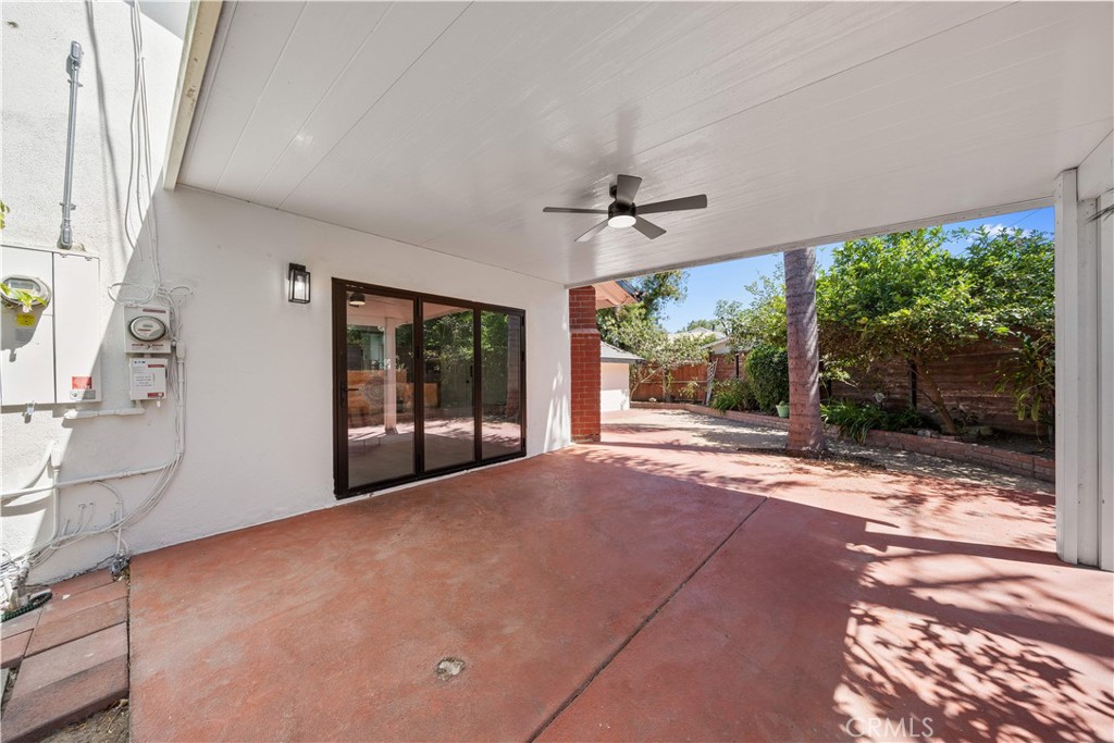 21011 La Salle Avenue