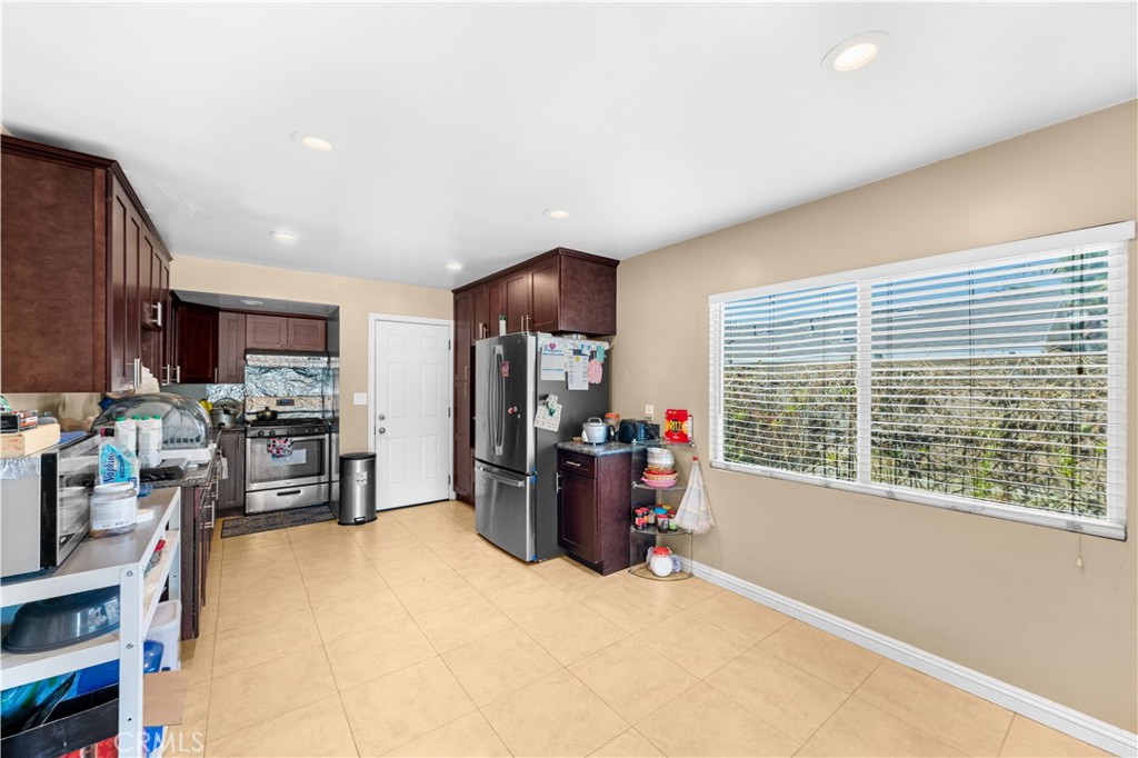 4243 Baldwin Park Boulevard