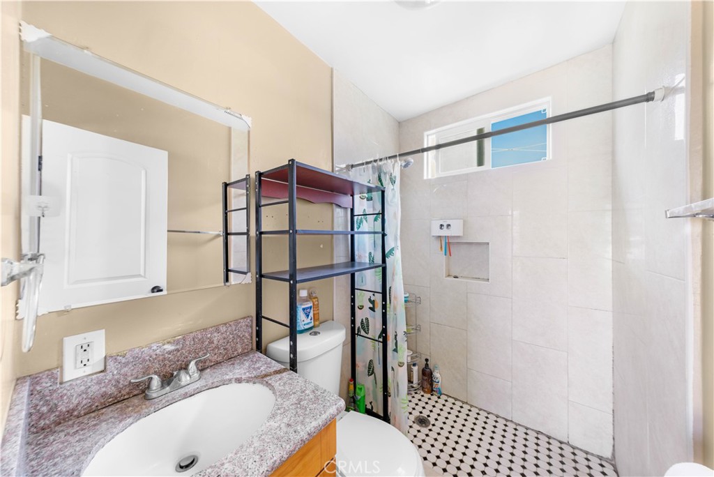 4243 Baldwin Park Boulevard