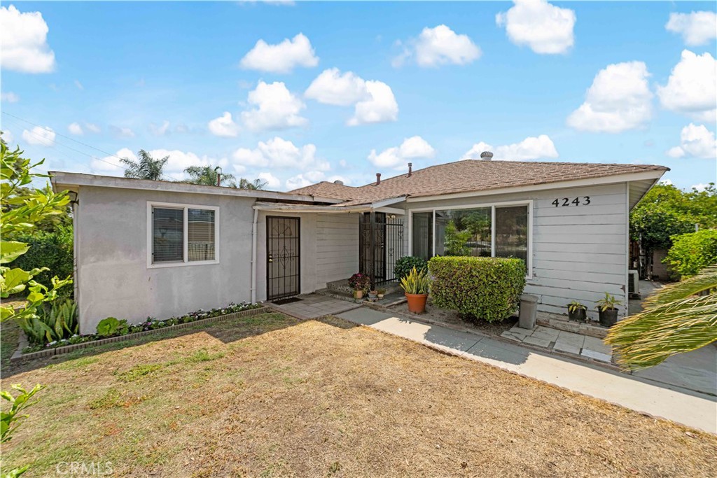 4243 Baldwin Park Boulevard