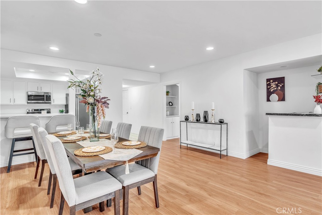 2318 Fox Hill 213