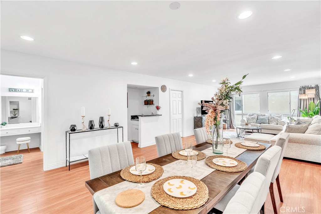 2318 Fox Hill 213