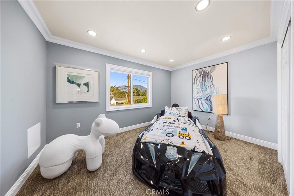 185 W Palm Drive