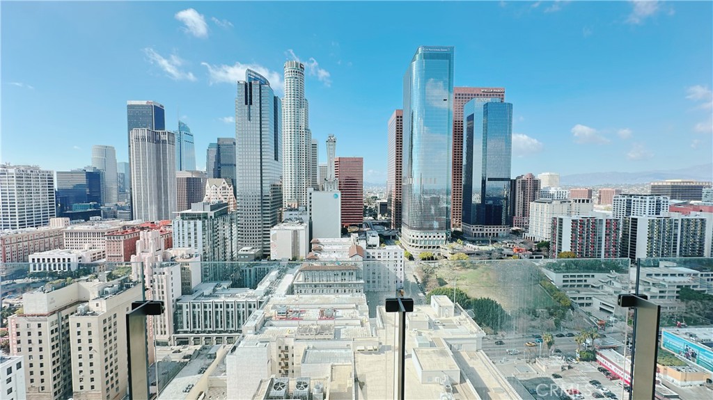 400 S Broadway 3106