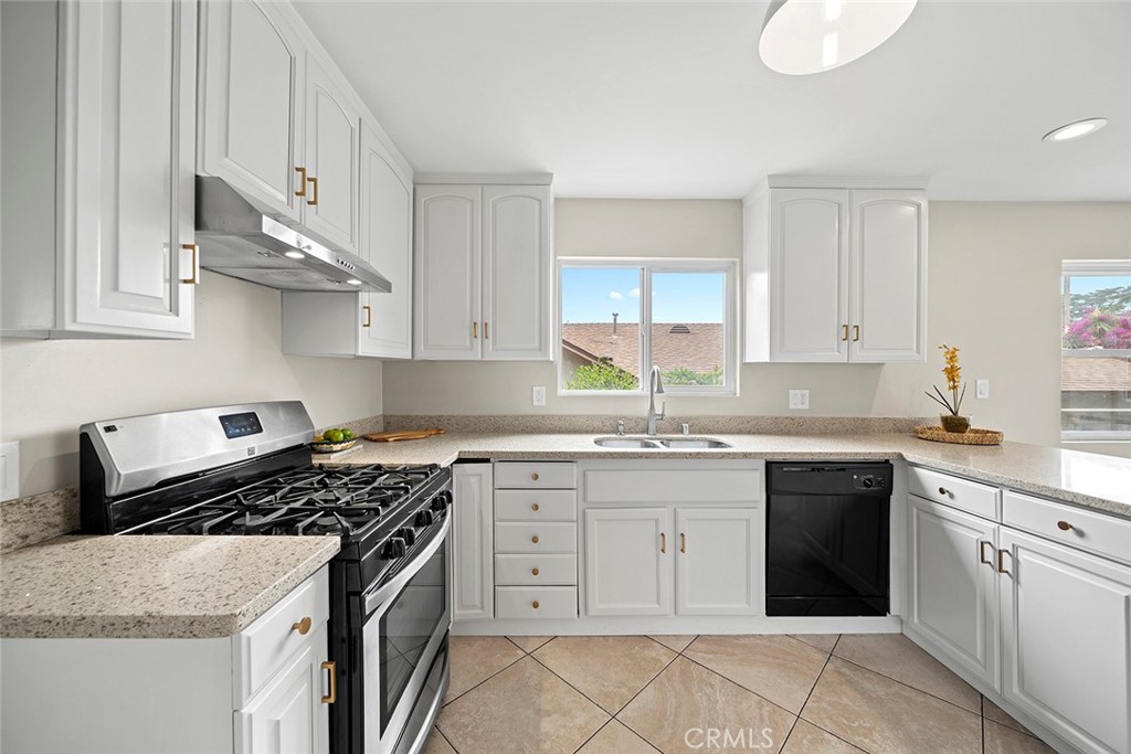 1145 Montecito Drive