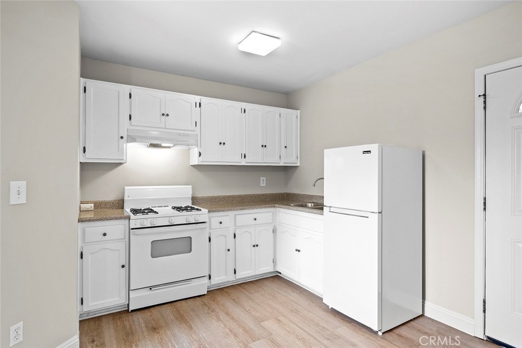 1145 Montecito Drive