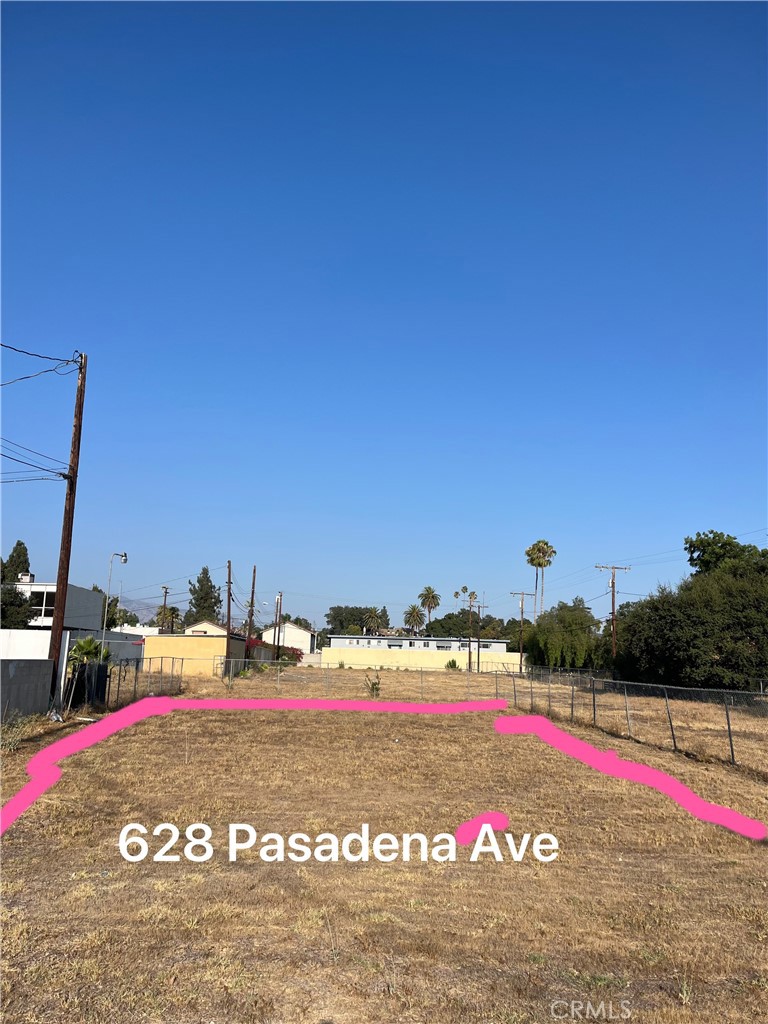 628 N Pasadena Avenue