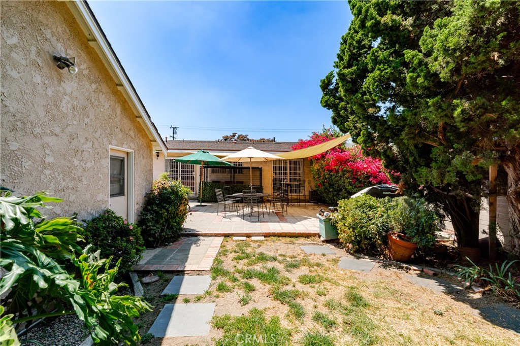 1850 S California Street