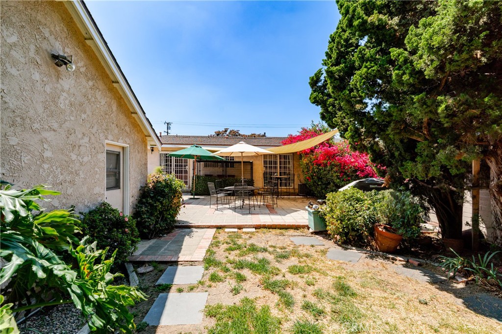 1850 S California Street