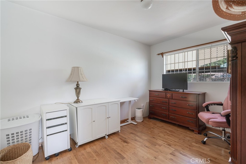 1850 S California Street