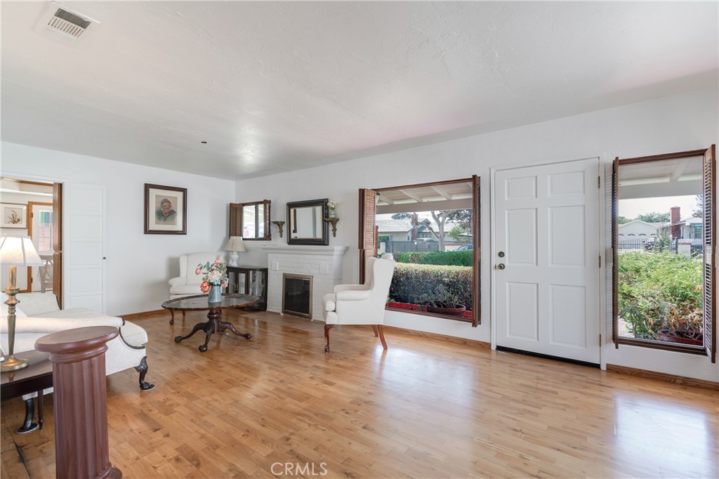 1850 S California Street