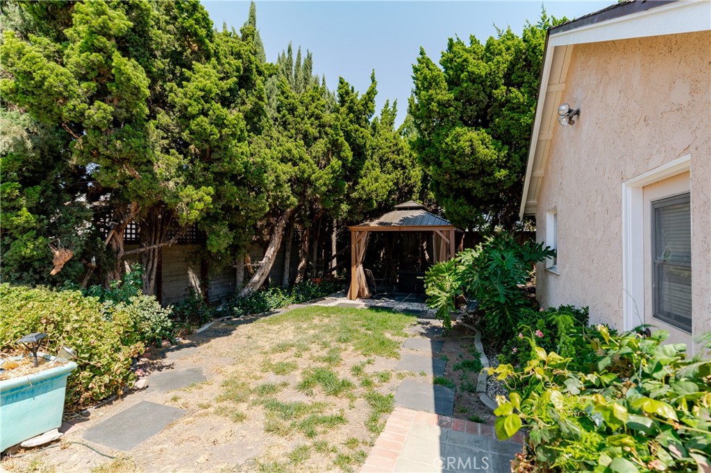 1850 S California Street