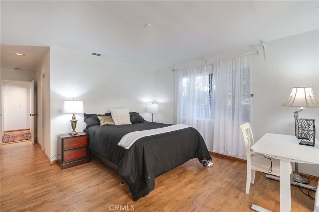 1850 S California Street