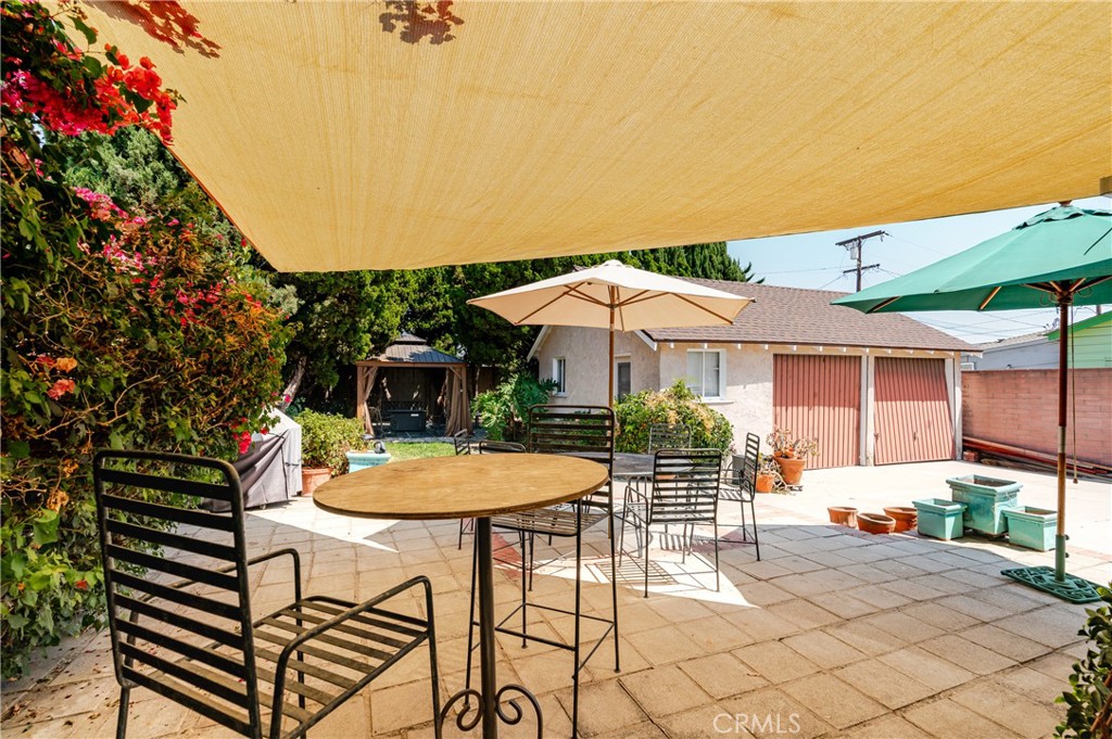 1850 S California Street