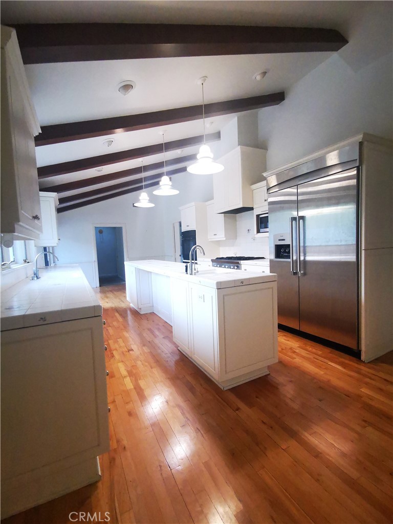 319 Vaquero Road