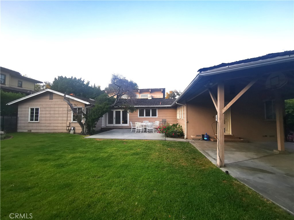 319 Vaquero Road