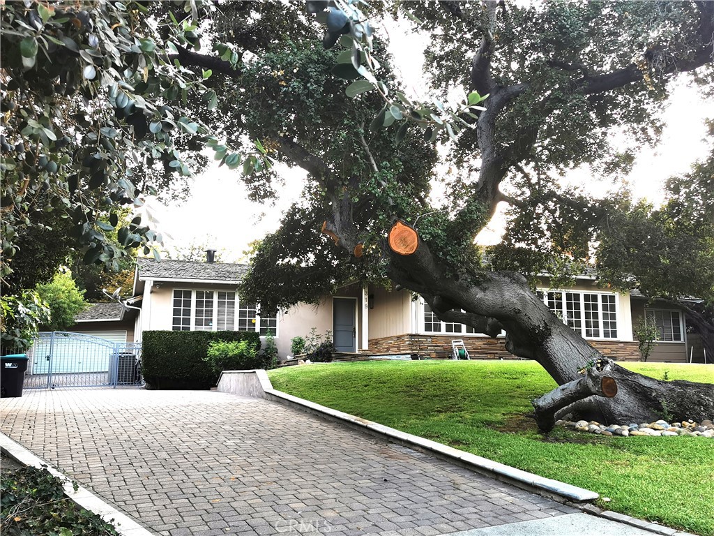 319 Vaquero Road