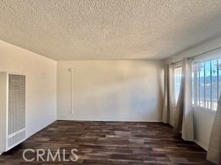 141 S Avenue 22 17