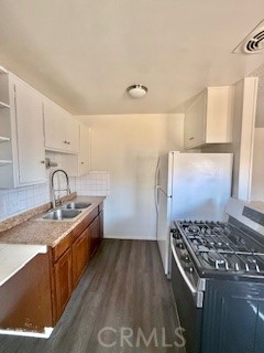 141 S Avenue 22 17