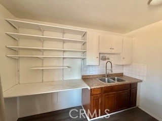 141 S Avenue 22 17