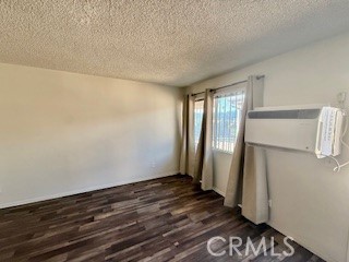 141 S Avenue 22 17