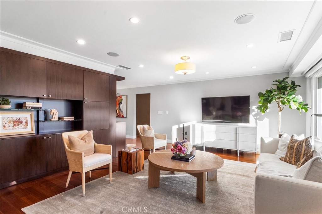 7923 Electra Drive
