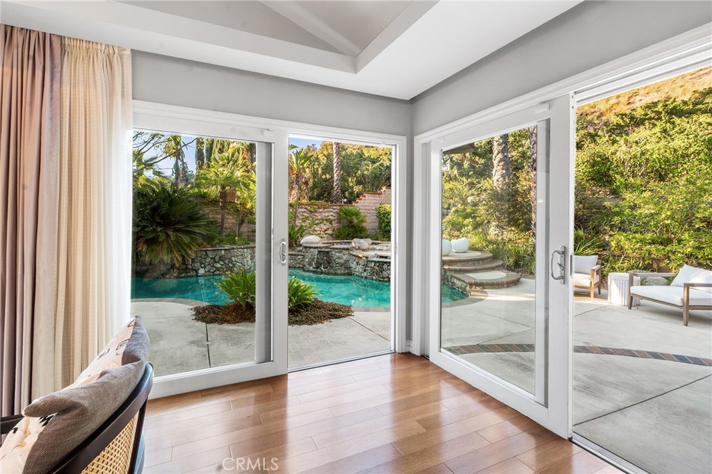 7923 Electra Drive