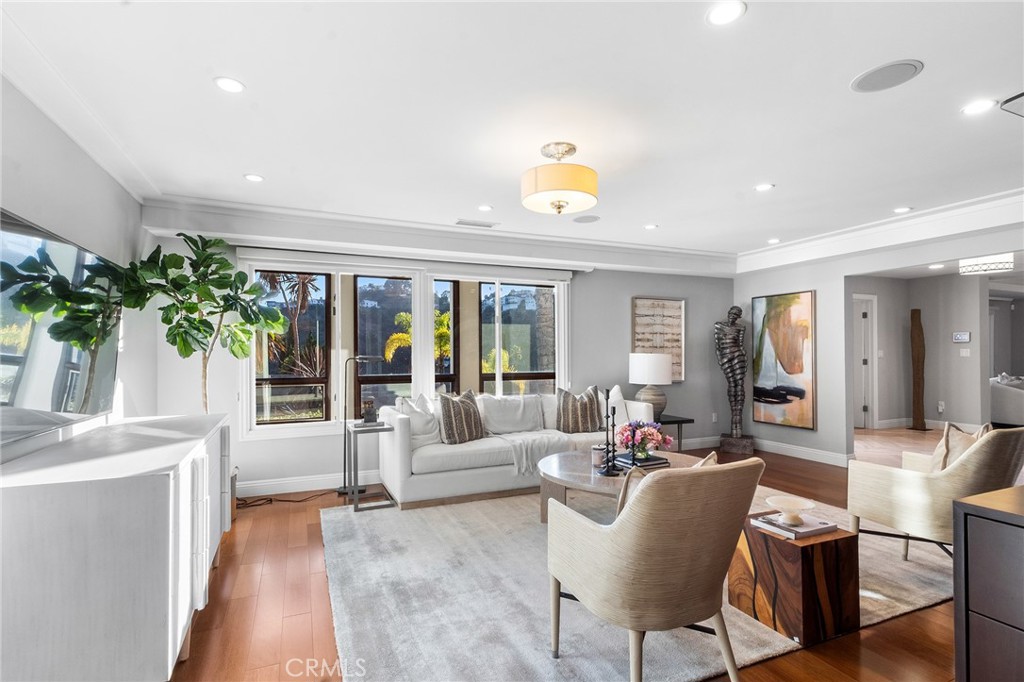 7923 Electra Drive