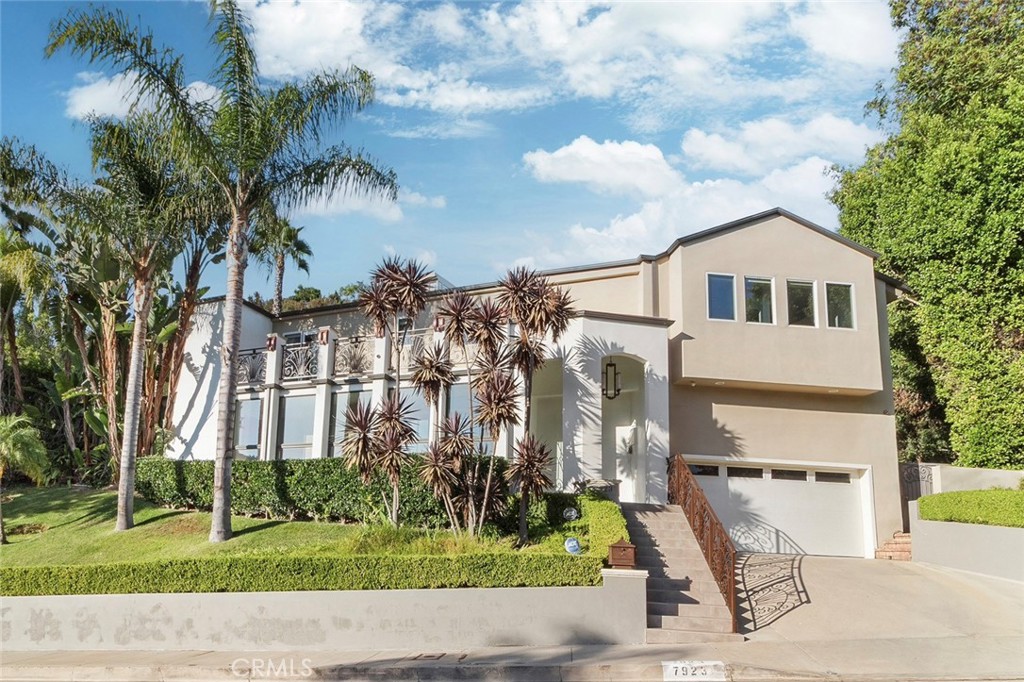 7923 Electra Drive