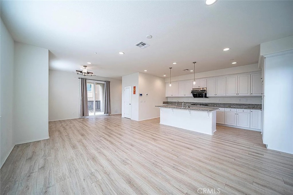 7364 solstice pl