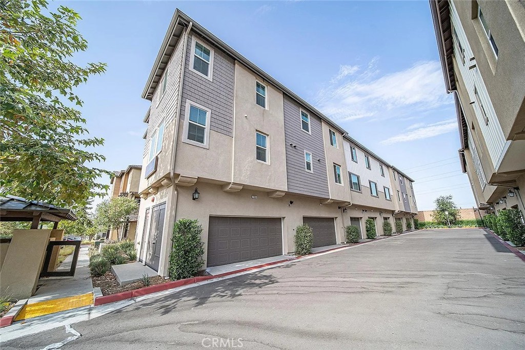 7364 solstice pl