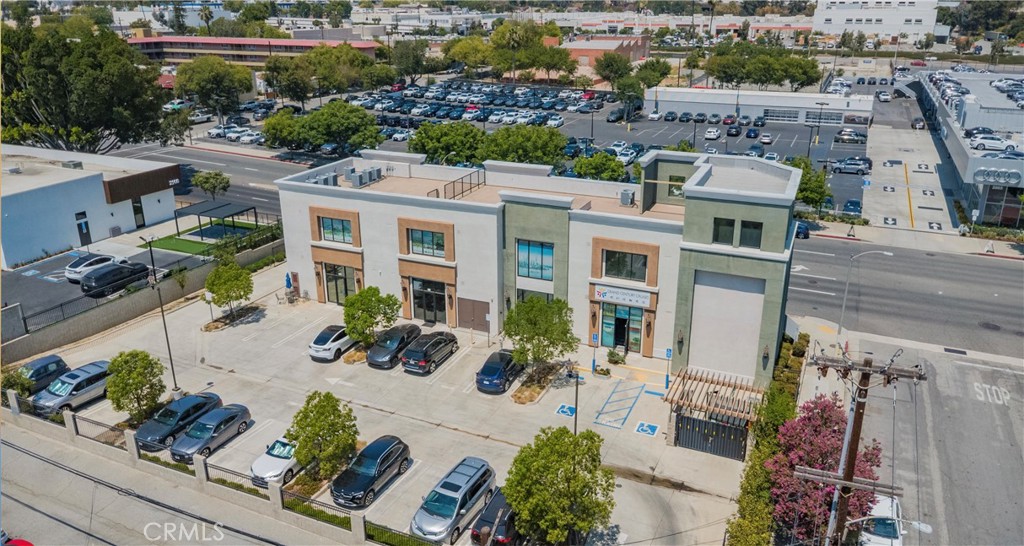 2956 E Colorado Boulevard