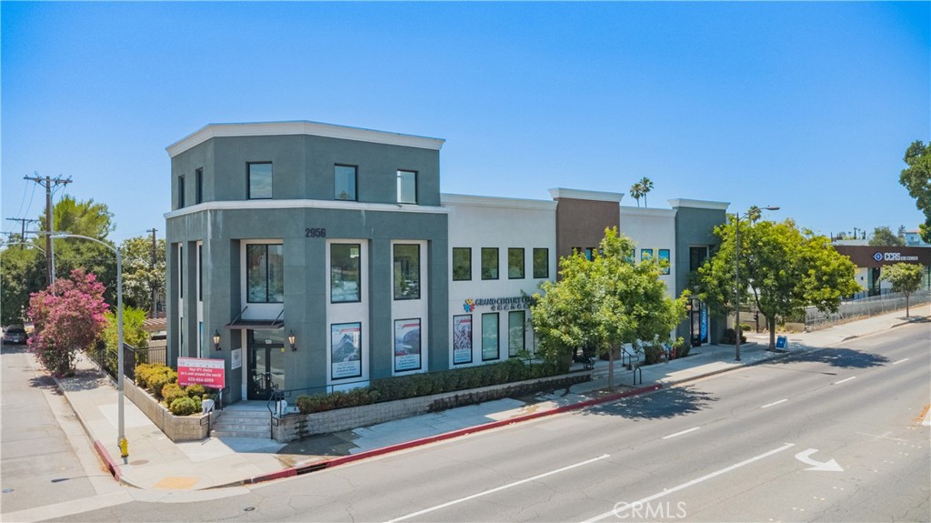 2956 E Colorado Boulevard