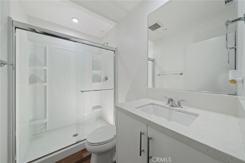 1407 w bushell Street