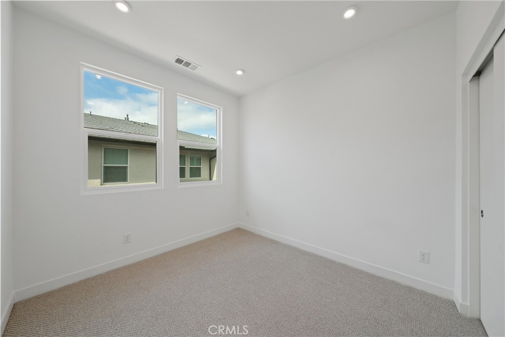 1407 w bushell Street