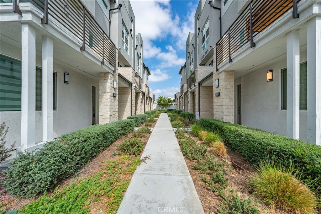 1407 w bushell Street