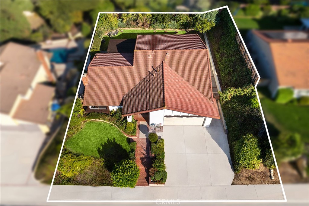2122 Marblecrest