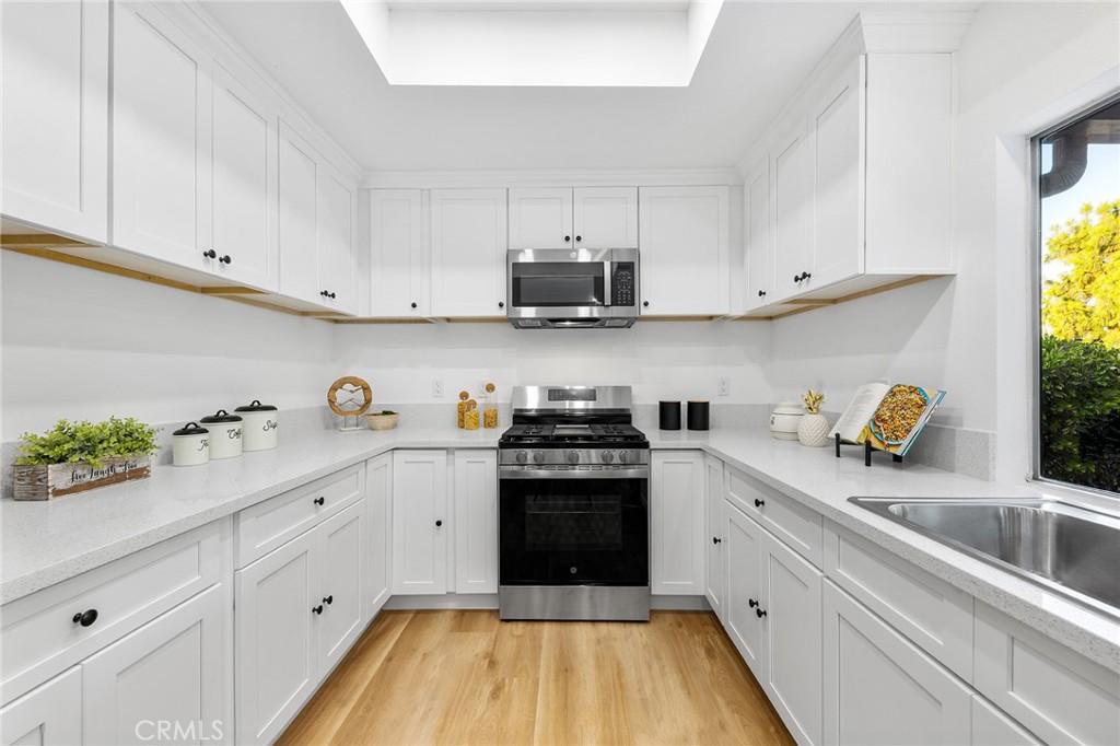 2122 Marblecrest