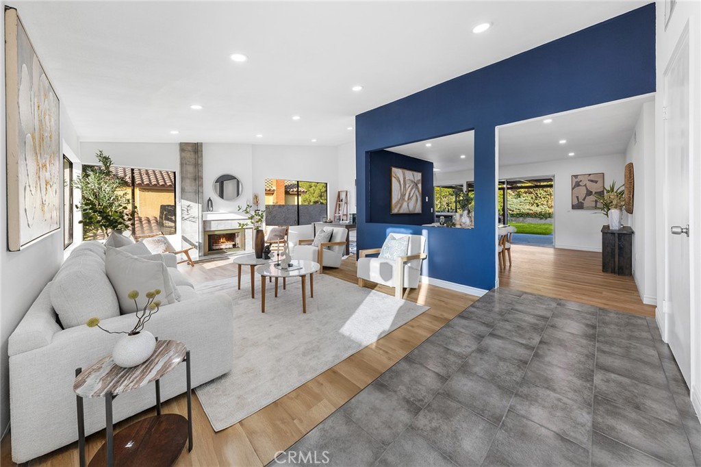 2122 Marblecrest
