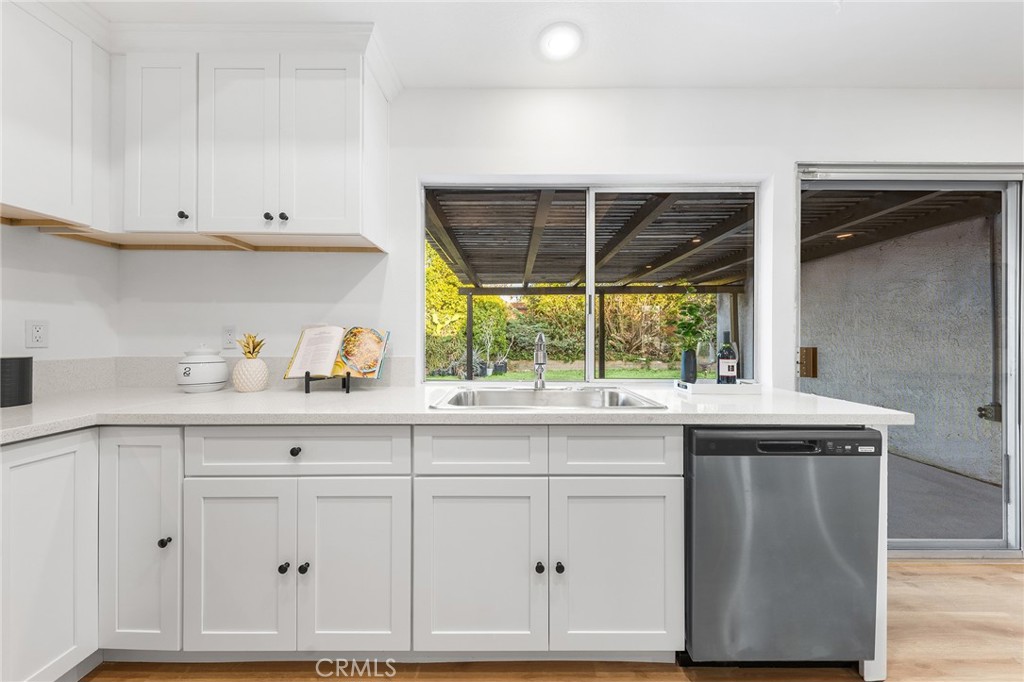 2122 Marblecrest