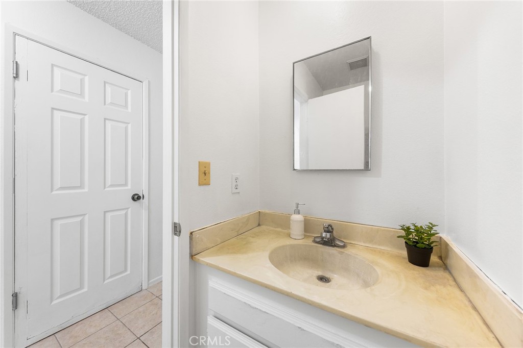 3708 Baldwin Avenue 6