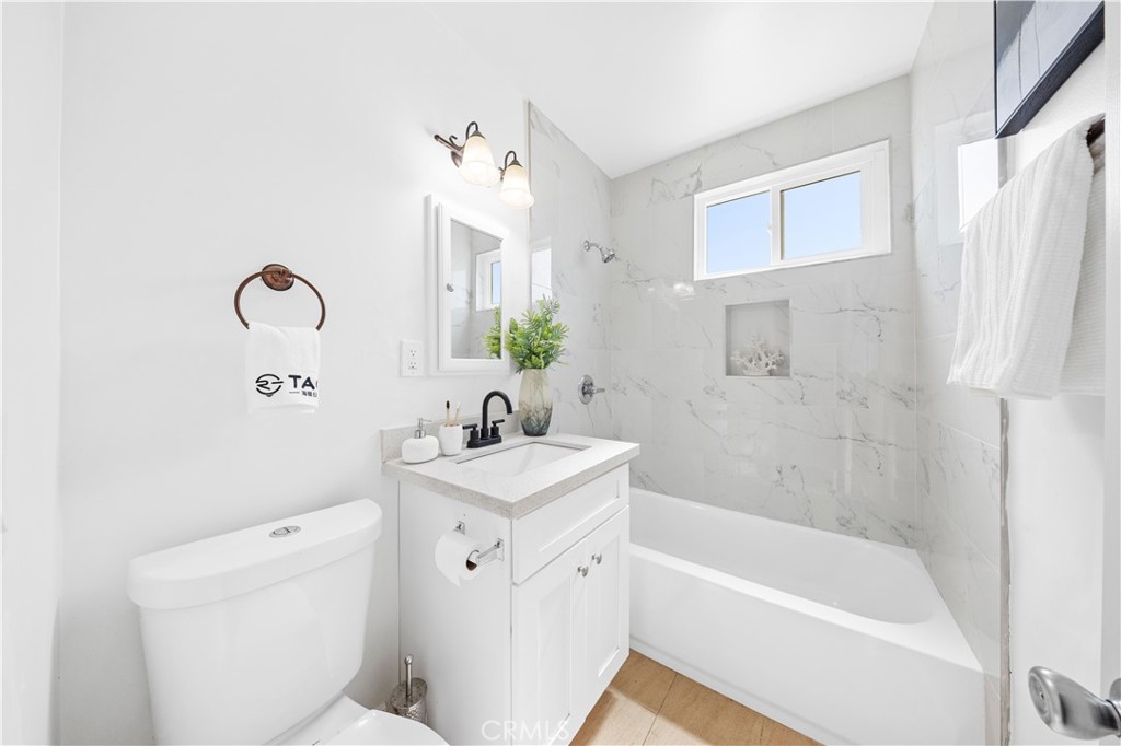 10199 Camulos Avenue