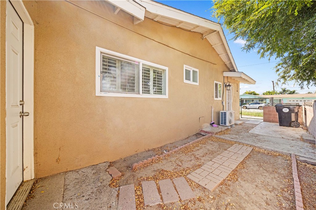 10199 Camulos Avenue