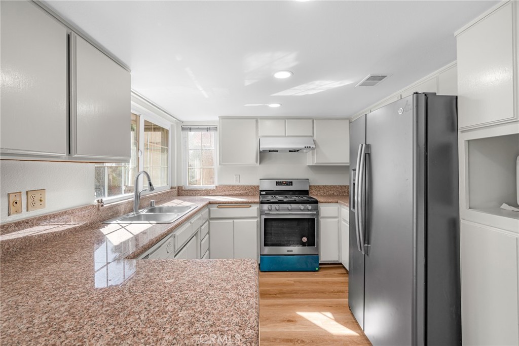 825 E Newmark Avenue A