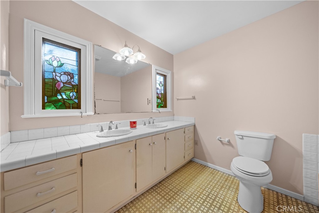 428 N Del Mar