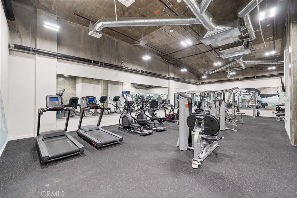 218 N El Molino Avenue 501