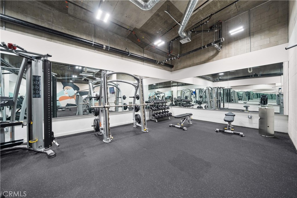218 N El Molino Avenue 501