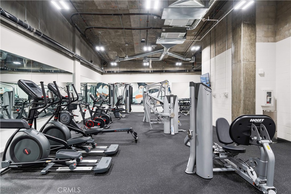 218 N El Molino Avenue 501